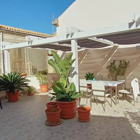 La Feluca * Szirakúza